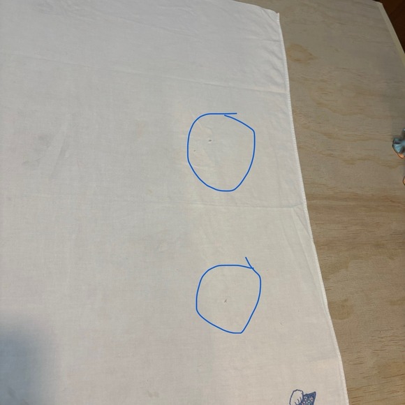 Vintage Hand Embroidered 'Ironing Day' Kitchen Tea Towel~Girl w/Iron ~30"x34" - Picture 5 of 8